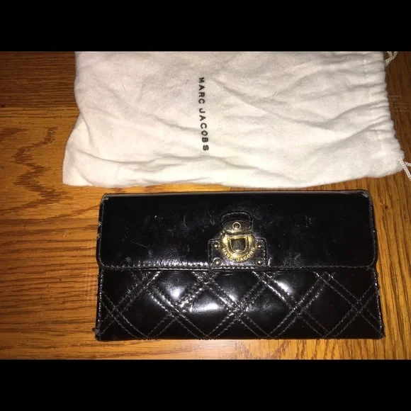 Marc Jacobs Quilted Wallet - Picture 2 of 8